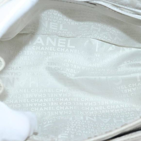 CHANEL Matelasse Chain Shoulder Bag Caviar Skin White CC Auth bs20238 - Picture 11 of 16